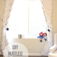 DIY-Ruffled-Curtains