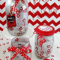 How to Make Red Valentine Jars with Glitter and Confetti