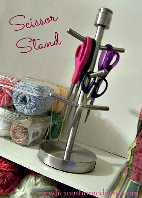 Scissor Stand feature
