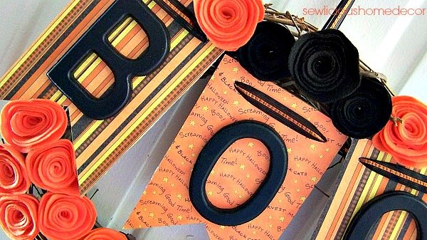 BOO Halloween Wreath Black Felt Flowers