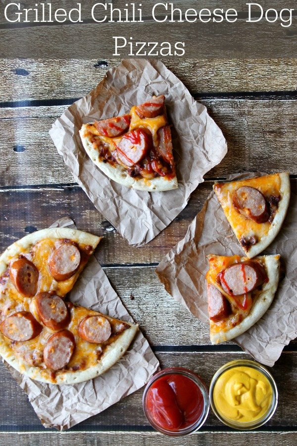 Grilled-Chili-Cheese-Dog-Pizzas-CollectiveBias1