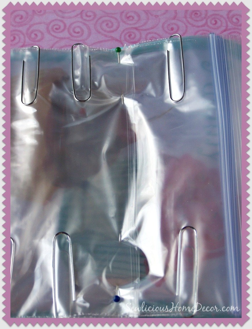 Plastic baggie pot holder organizer