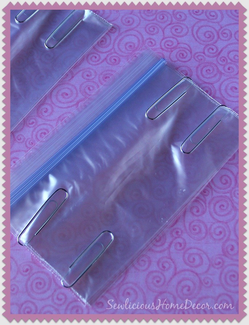 Plastic baggies for pot holder organizer tutorial