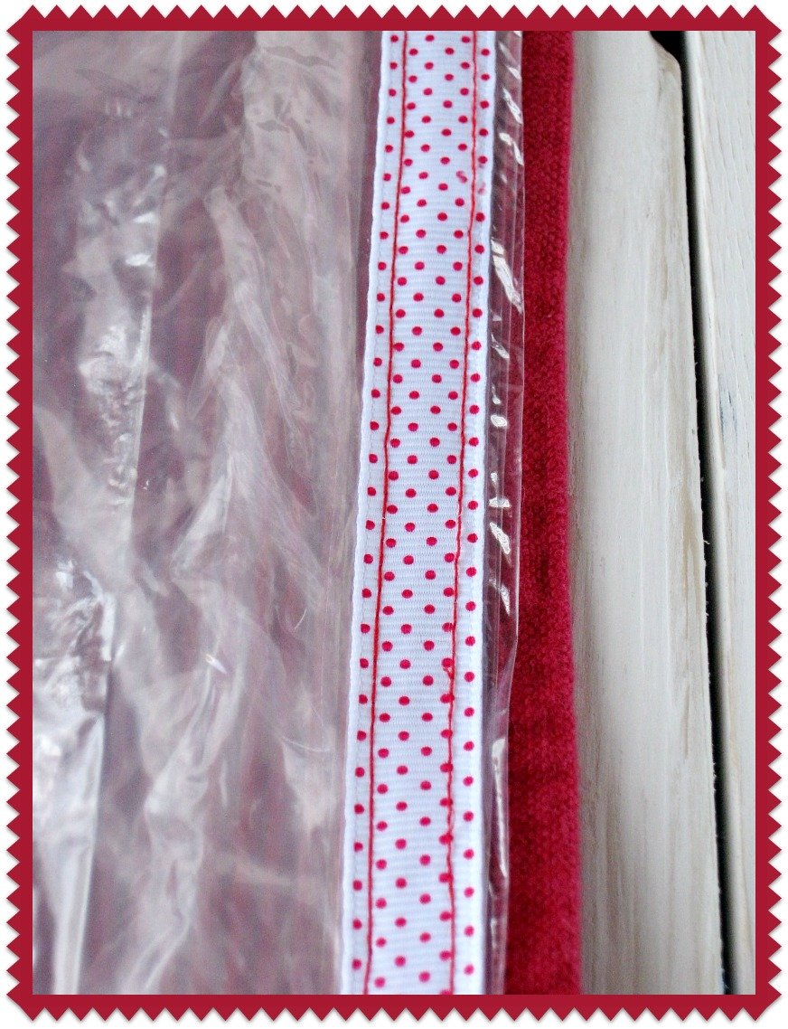 Sew ribbon over plastic baggies sewlicioushomedecor.com