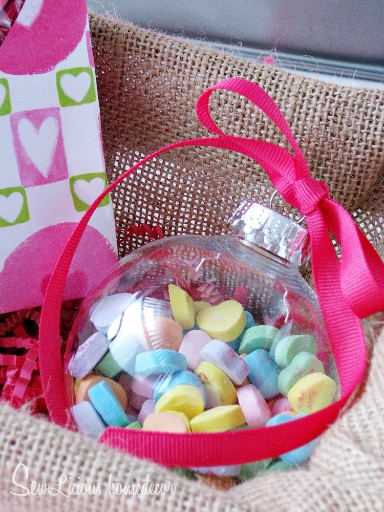 Valentine Candy Treat Ornament at sewlicioushomedecor.com