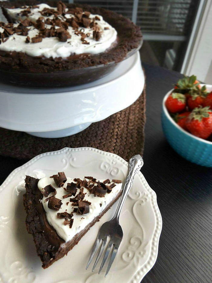 Double Chocolate Brownie Pudding Pie sewlicioushomedecor.com