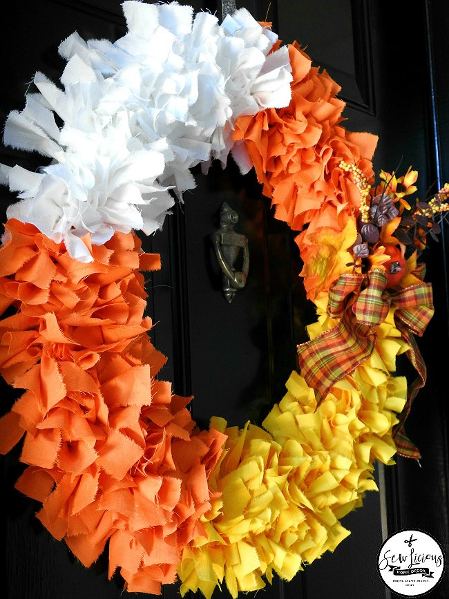 candy-corn-wreath-sewlicioushomedecor-com