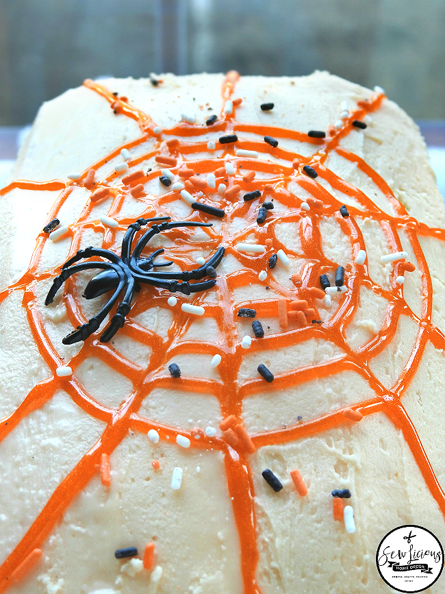 spider-web-loaf-bread-sewlicioushomedecor-com