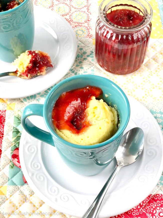 Individual microwaveable cherry cobbler mug cake made with a yellow cake mix and cherry pie filling. Individual microwaveable cherry cobbler mug cake made with a yellow cake mix and cherry pie filling.